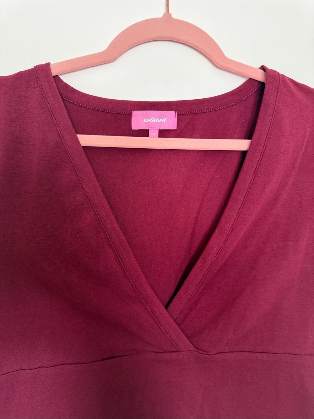Nwot Edikted Merinda V Neck T Shirt Xl View 4